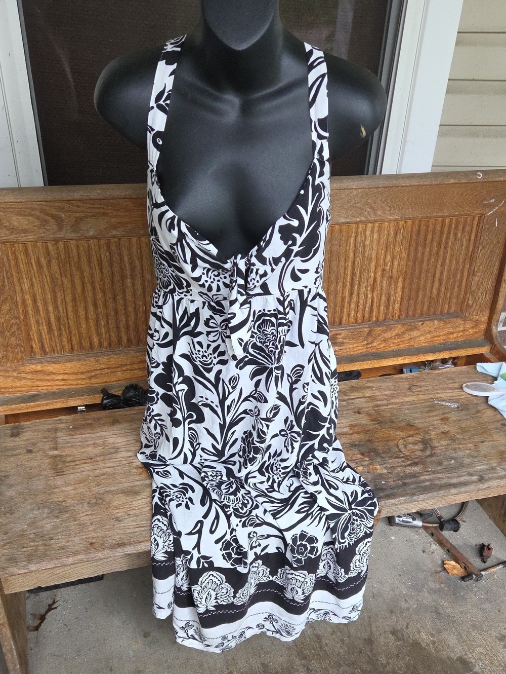 NWOT,Knox Rose,Black & White Floral Halter Sundress